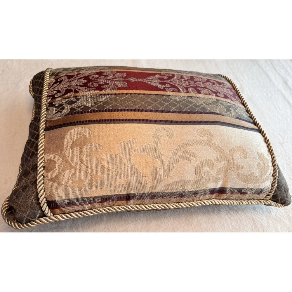 Vtg Croscill Dover Manor Townhouse Decorative Pillow Gold Green Burgundy 15x11